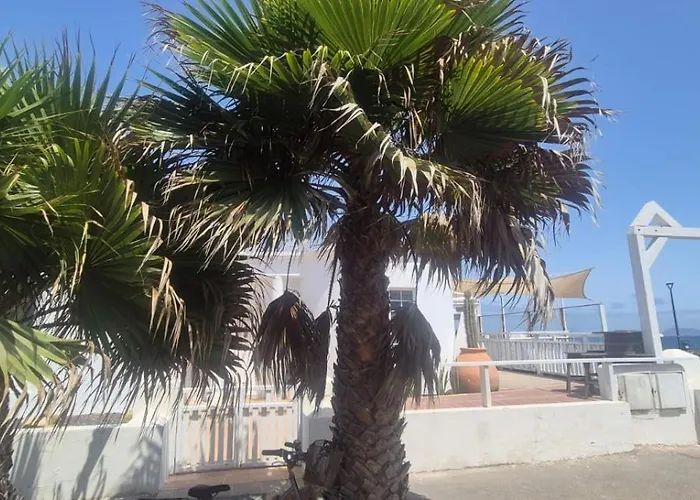 Mision Costa فندق 4*